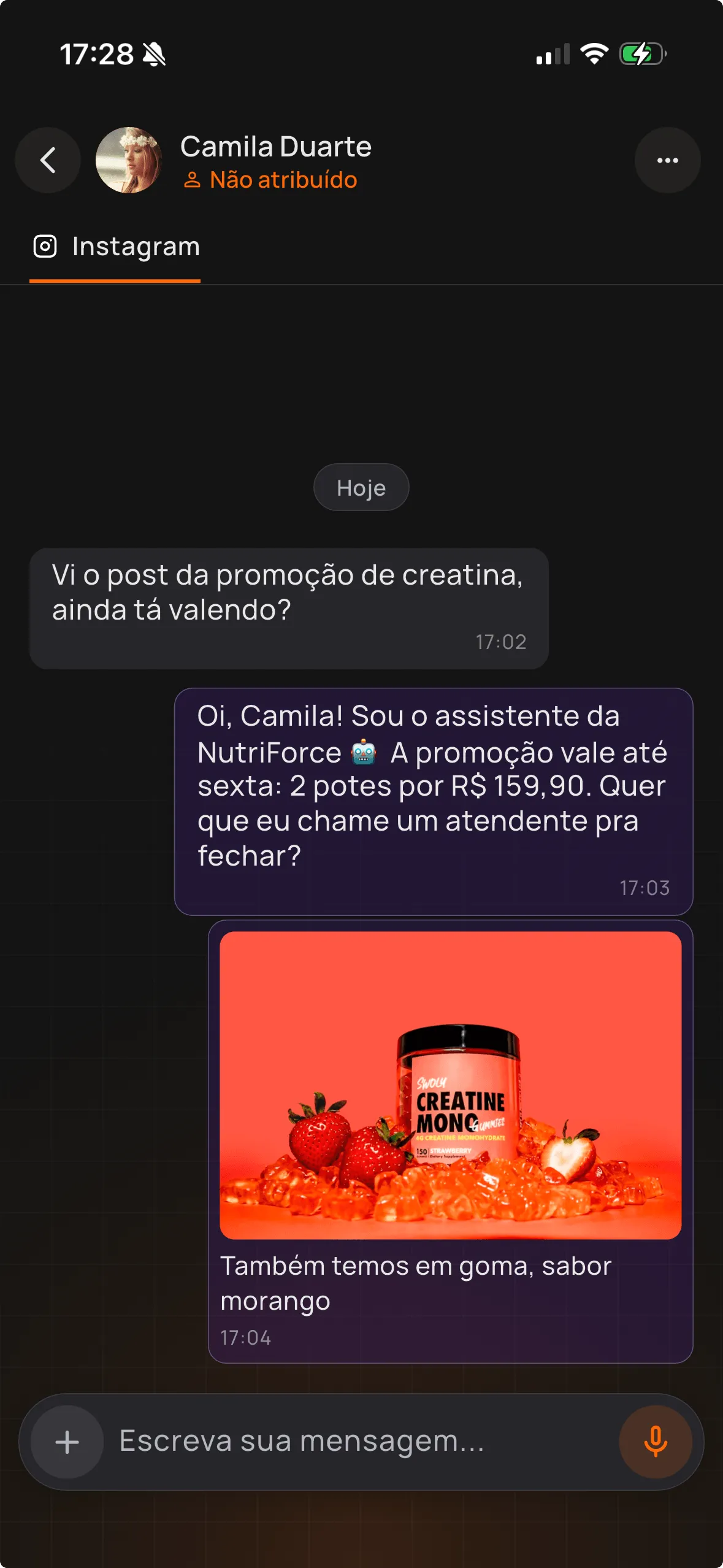 Conversa no Instagram: o assistente de IA da loja responde uma dúvida sobre a promoção e recomenda um produto.